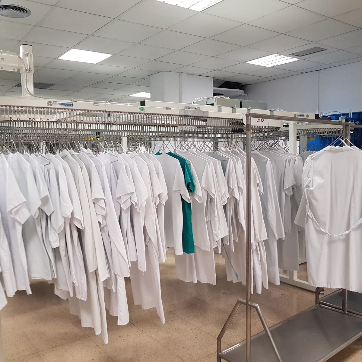 Eficiencia y Control: Boaya en la gestión de uniformes hospitalarios